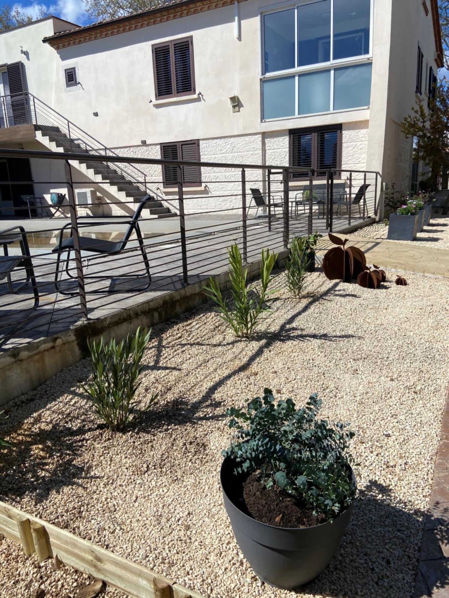Histoire D'O - Les Piscines - Chambres D'Hotes Bezouce Exterior foto